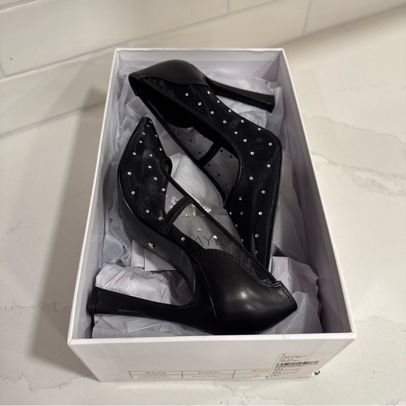 NEW - RAYE Hera Pump in Black Mesh - Size 5 - Picture 14 of 14